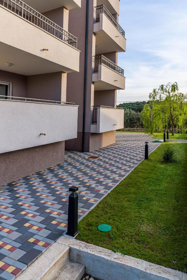 Apartmani Dalmacija Drage Exterior foto